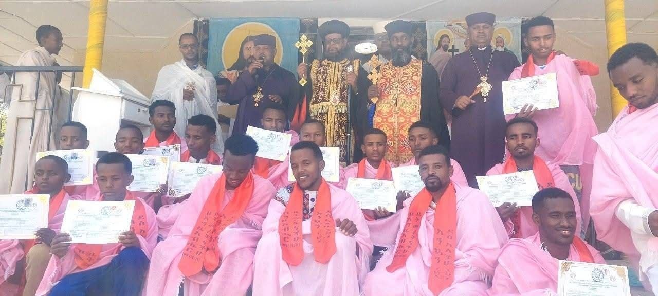 “ደቀ መዛሙርት የቤተ ክርስቲያን ደጀን ናቸው።” ሲሉ በኢ/ኦ/ተ/ቤ/ክርስቲያን የምዕራብ ሐረርጌ ሀገረ ስብከት ሊቀ ጳጳስ ብፁዕ አቡነ እንጦንስ ተናገሩ።